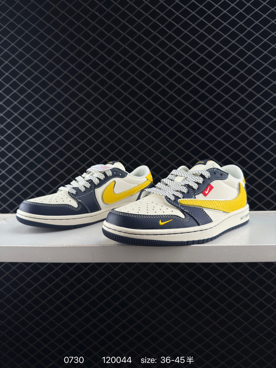 Nike Air Jordan 1 x Travis Scott AJ1